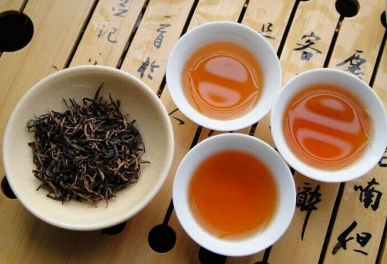 绿茶和红茶的功效与作用禁忌